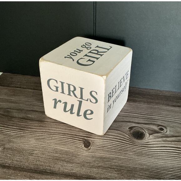 Believe in Yourself Decor Cube + Knit Birds | Feminine Empowerment Gift Set - Picture 2 of 3